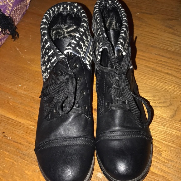 Aztec ankle boots - Picture 2 of 3